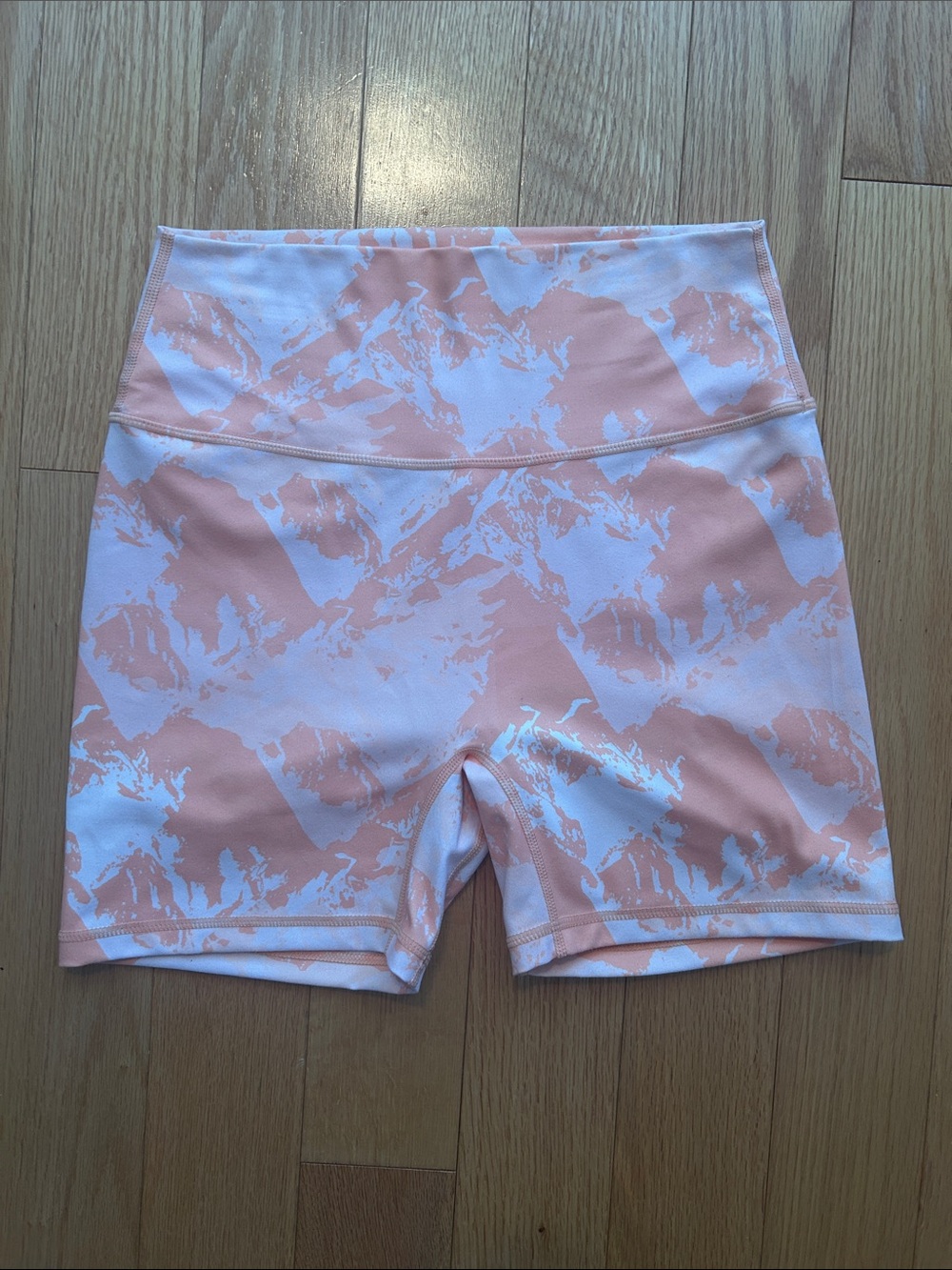 ZYIA Peach and White High-Rise Bike Shorts
